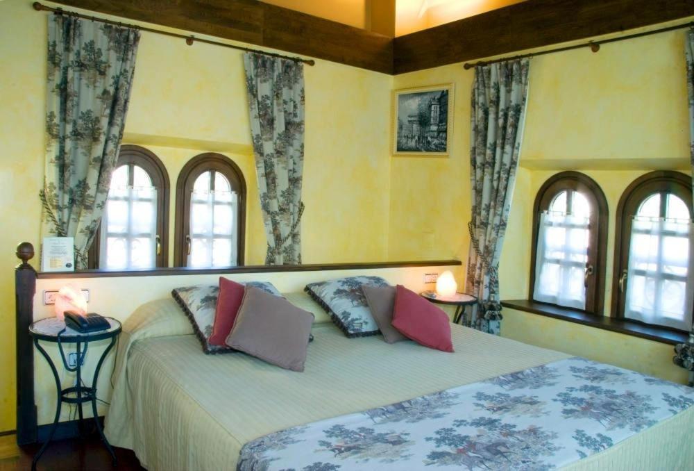 Hotel Palacete Real Villamayor  Eksteriør billede